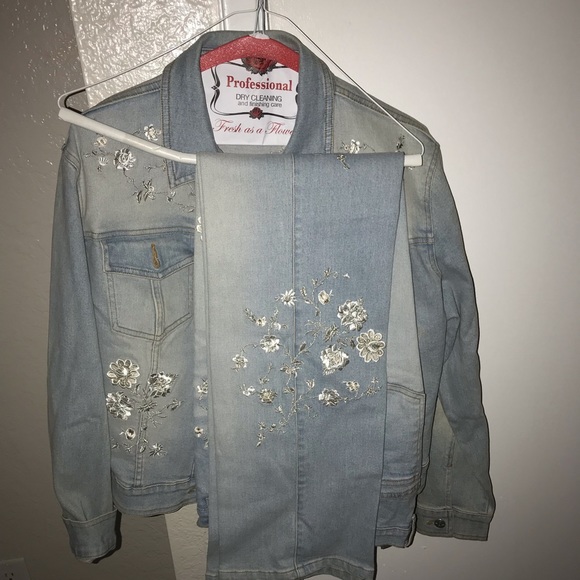 Women’s Jean Suit - Picture 2 of 5